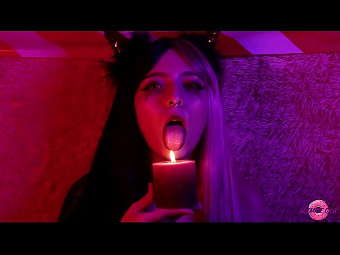 ❤️ ʻO ka Blowjob aloha mai Sexy Succubus me ka hoʻokō waha ❤️ Porno ia makou ﹏