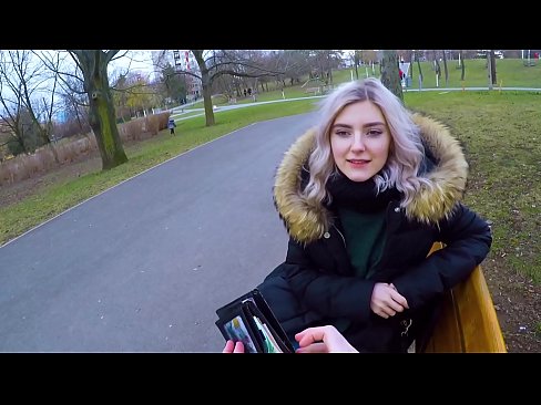 ❤️ Ale i ka ʻume wela a kahi malihini no ke kālā - blowjob ma ka paka na Eva Elfie ❤️ Porno ia makou ﹏